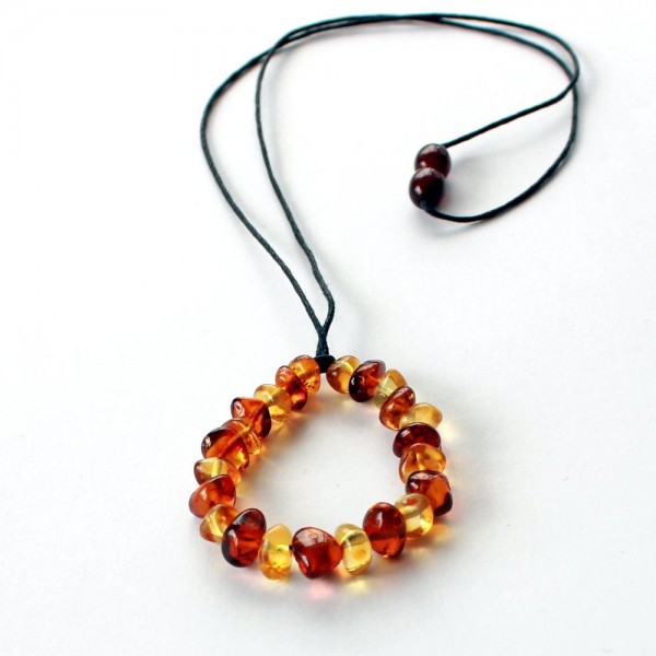 Amber-Nursing-Necklace