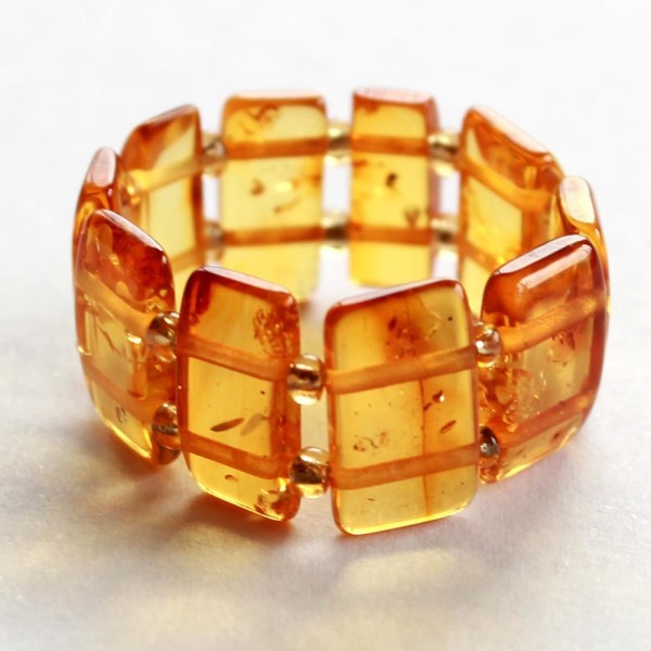Amber-ring
